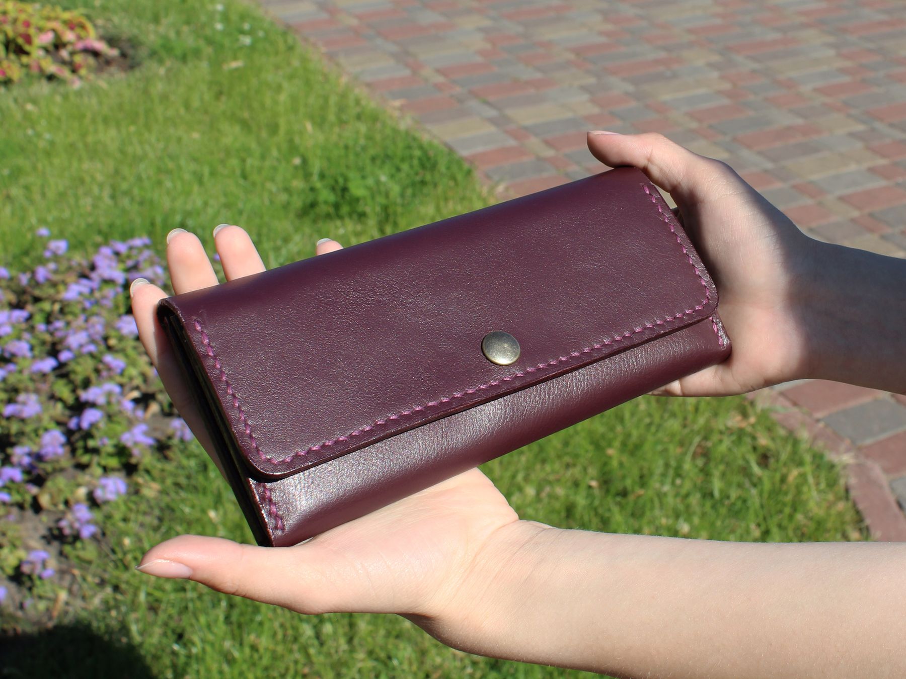 Жіночий гаманець з натуральної шкіри "Класика"