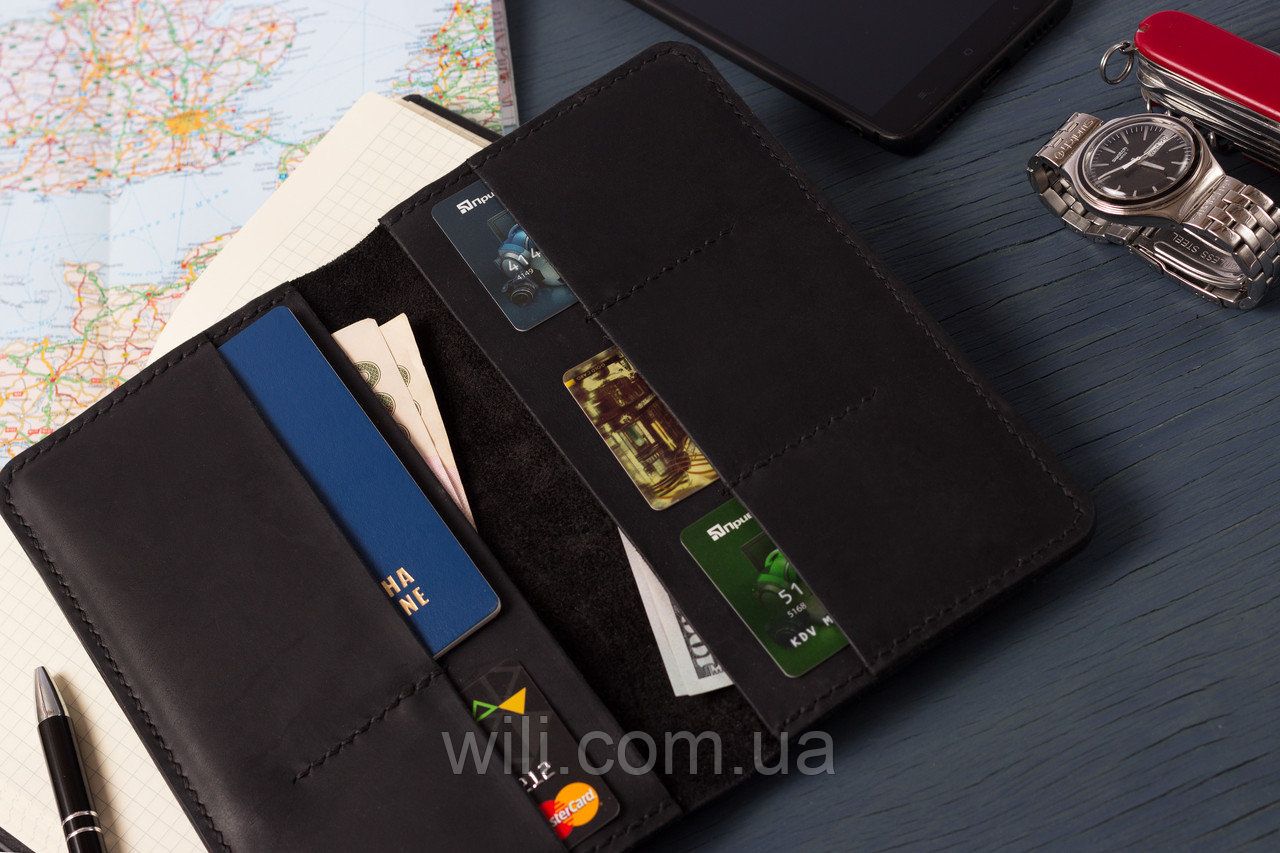 Кожаный кошелек для путешествий и водителей "Traveller"