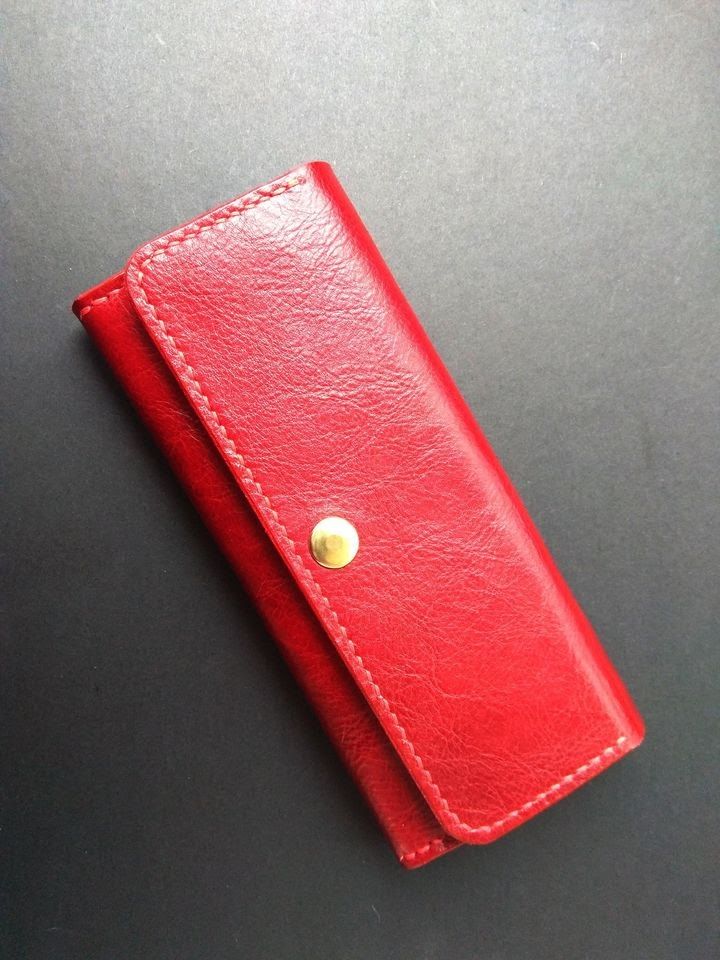 Червоний гаманець ручної роботи Wild Chery